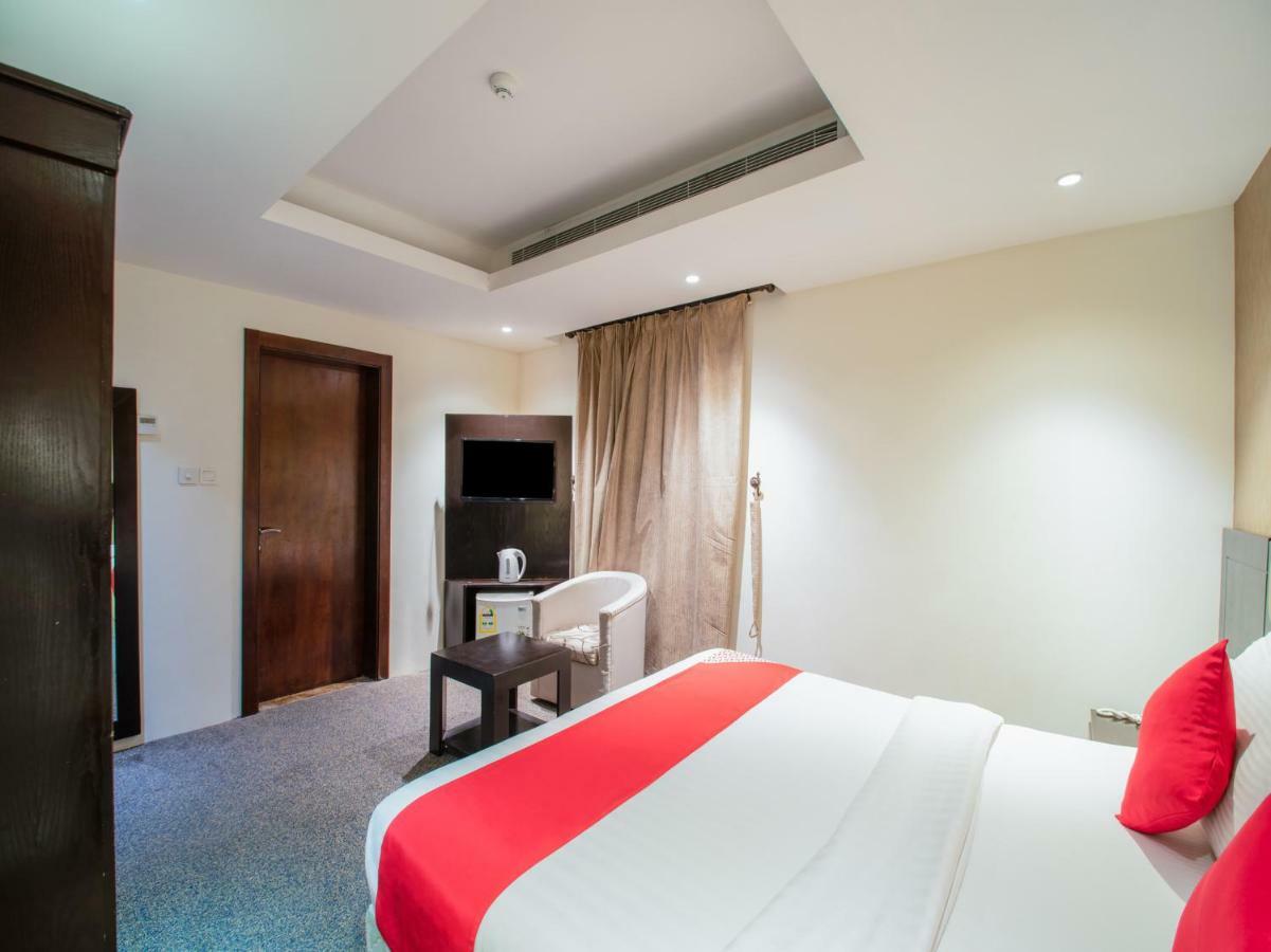 Oyo 200 Majestic Homes Khobar Buitenkant foto